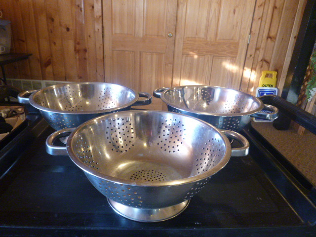 lot 73 image: 3 Stainless Colanders