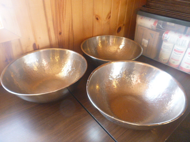 lot 76 image: 3 Large Stainless Bowls
