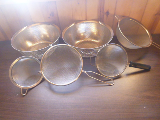 lot 79 image: 6 Stainless Strainers