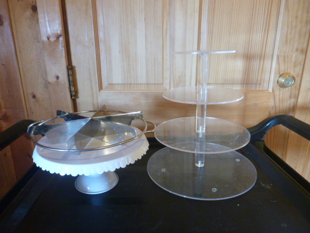 lot 80 image: Desert Trays