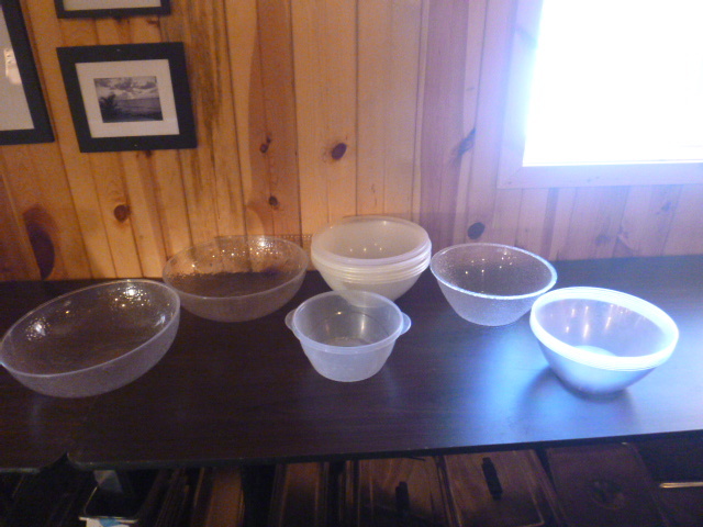 lot 88 image: 17 Large Plastic Salad Bowls