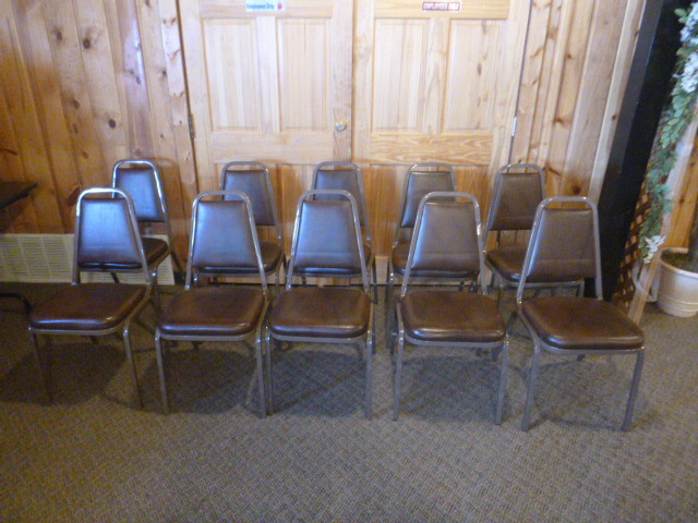 lot 159 image: 10 Vinyl Restaurant Chairs