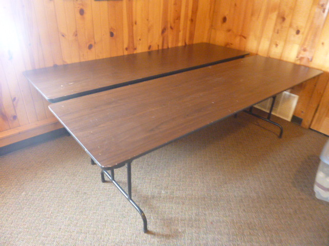lot 175 image: 2 Folding Tables