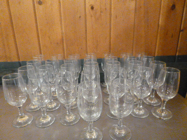lot 188 image: 30 Wine Glasses