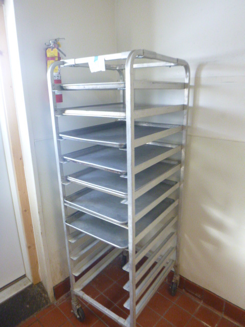 lot 211 image: Tray Rack