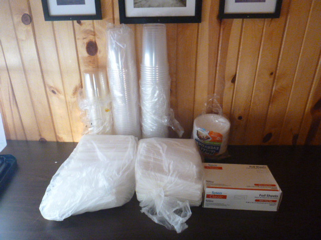 lot 250 image: Straws, Foil Sheets, Heft Bowls, Beer Cups