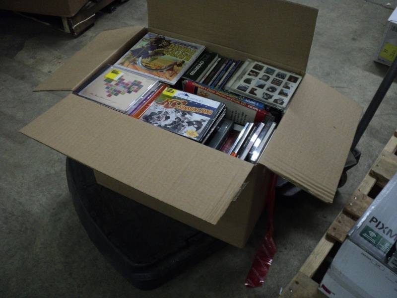 Lot of 180 CDs  large variety of ...