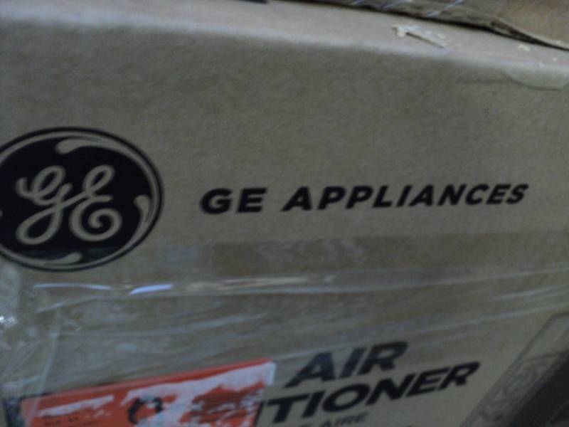 GE 5000 Air Conditioner...