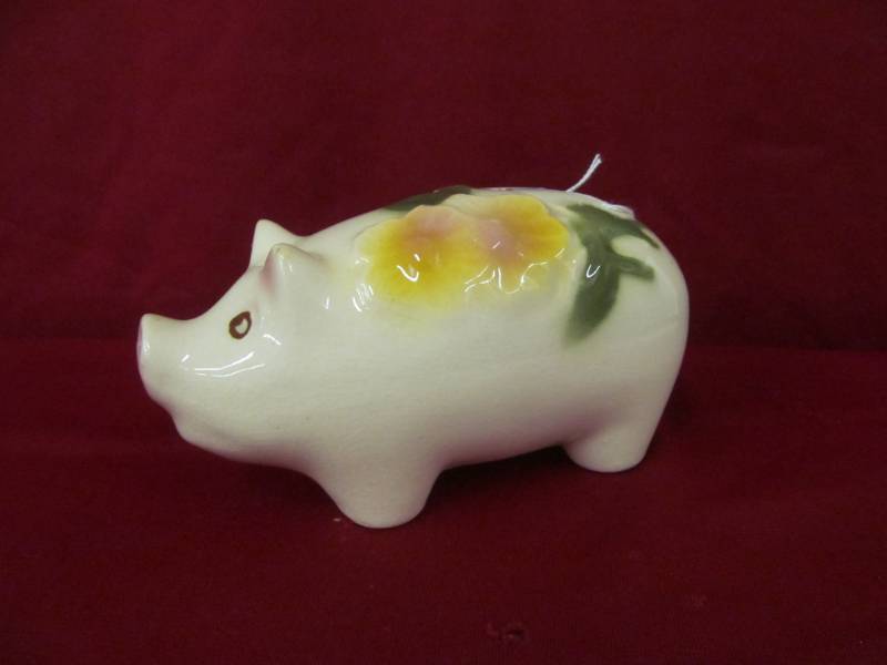 lot 10 image: coin bank