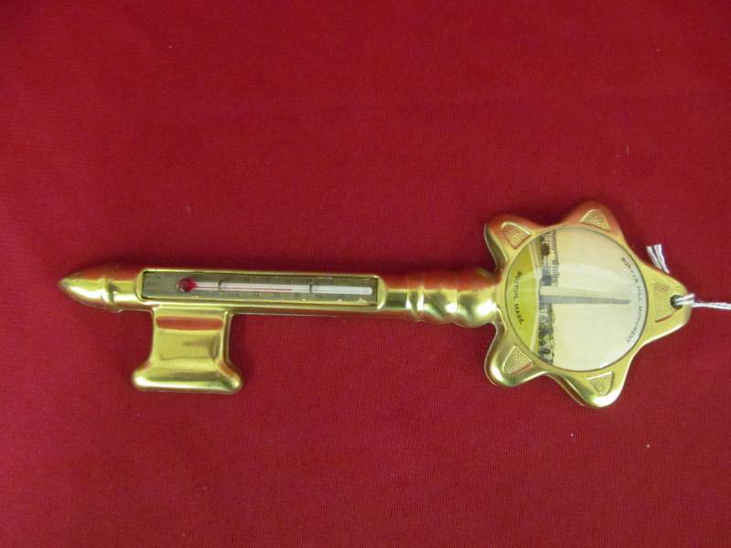lot 30 image: vintage thermometer