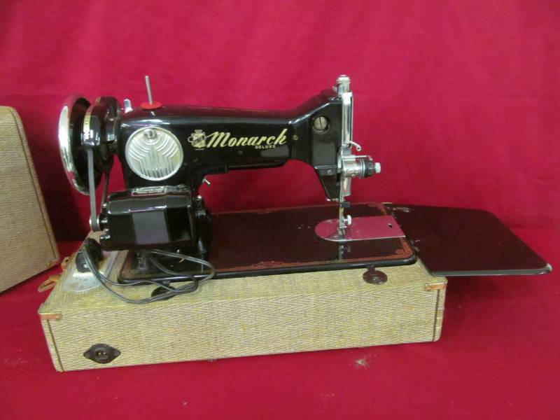 lot 42 image: Monarch deluxe sewing machine