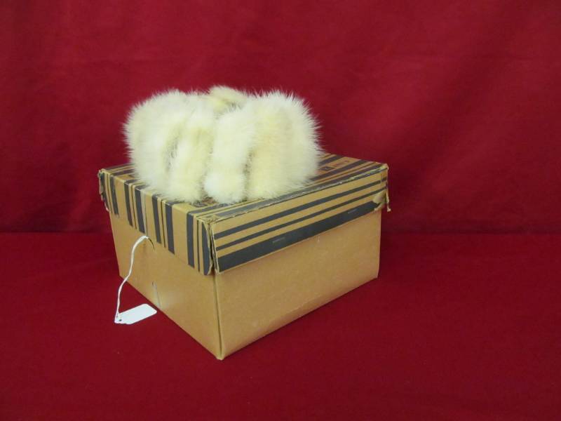 lot 47 image: vintage white mink hat and box