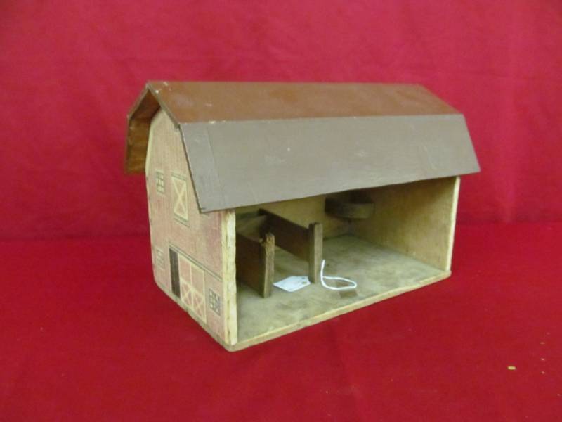 lot 82 image: vintage wooden barn