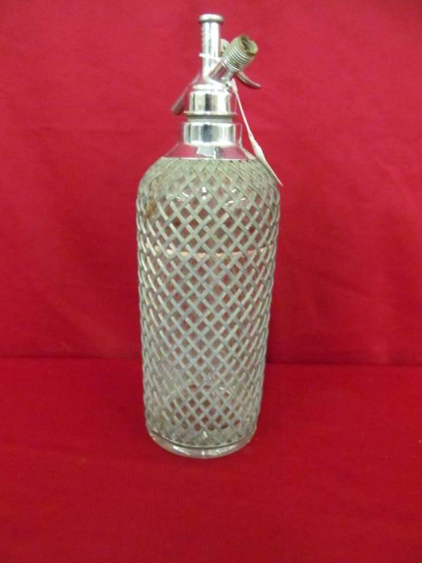 lot 85 image: Seltzer bottle
