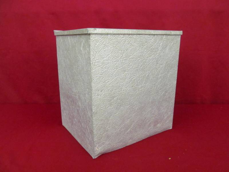 lot 87 image: vintage milk cooler