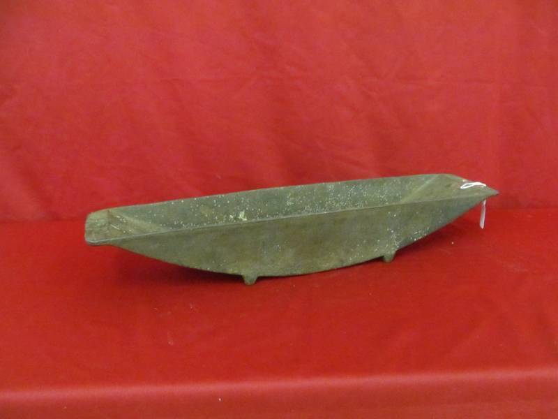 lot 102 image: vintage cast-iron wagon wheel oiler
