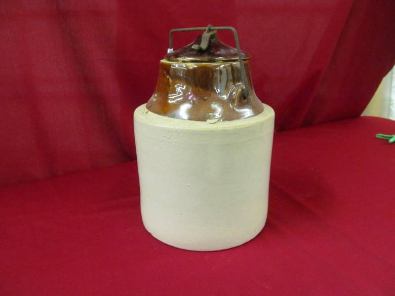 lot 117 image: vintage ball lever packing jar