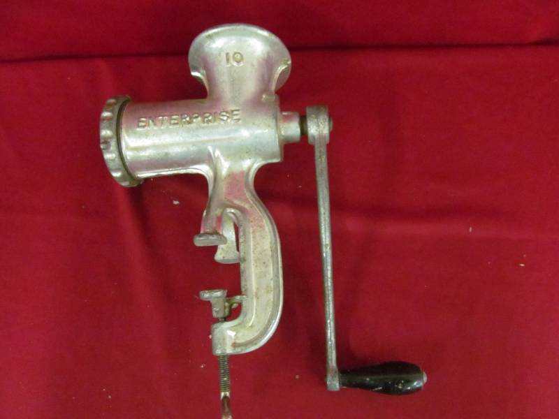 lot 141 image: Enterprise food chopper