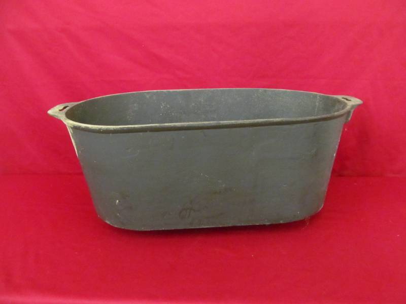 lot 143 image: cast iron planter