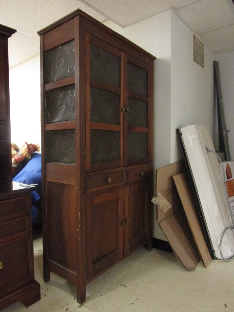 OLD-TIME PIE SAFE