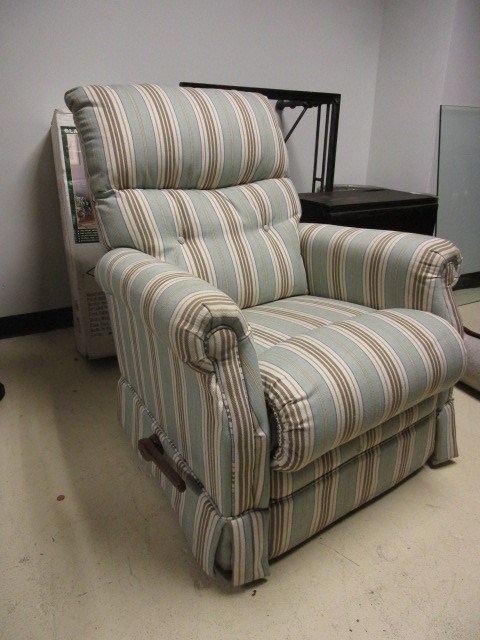 LA-Z-BOY RECLINER