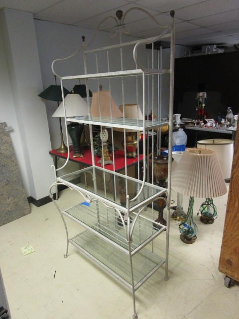 ETAGERE