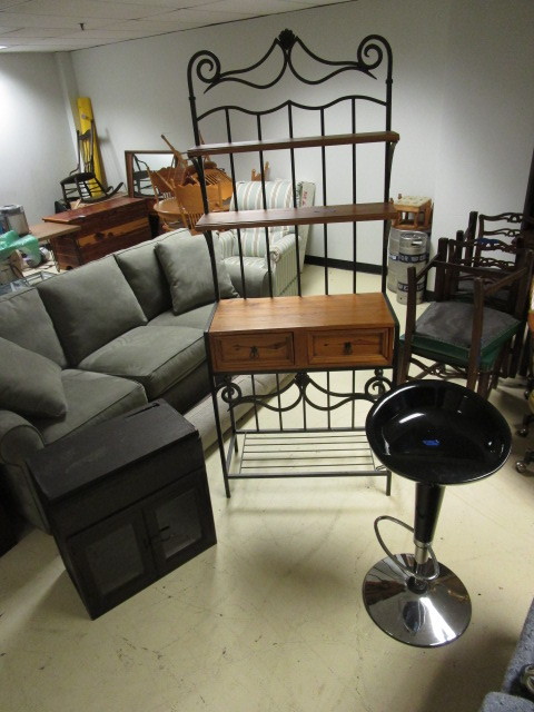 BAKERS RACK AND MORE