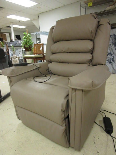 POWER LIFT RECLINER