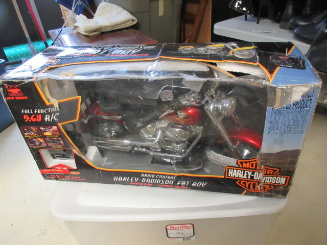 NEW BRIGHT RC HARLEY MOTORCYCLE