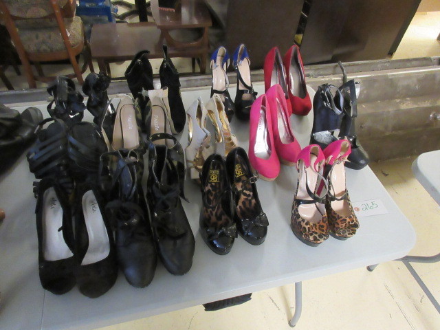 13 PAIRS OF HEELS