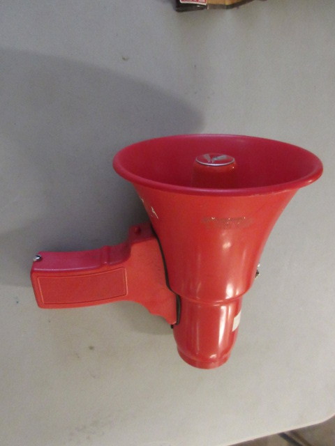 FEDERAL SIGNAL CORPORATION MEGAPHONE