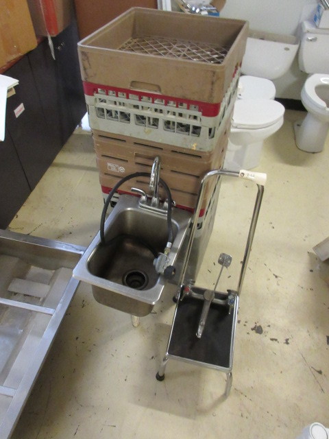 MISC KITCHEN EQUIPMENT
