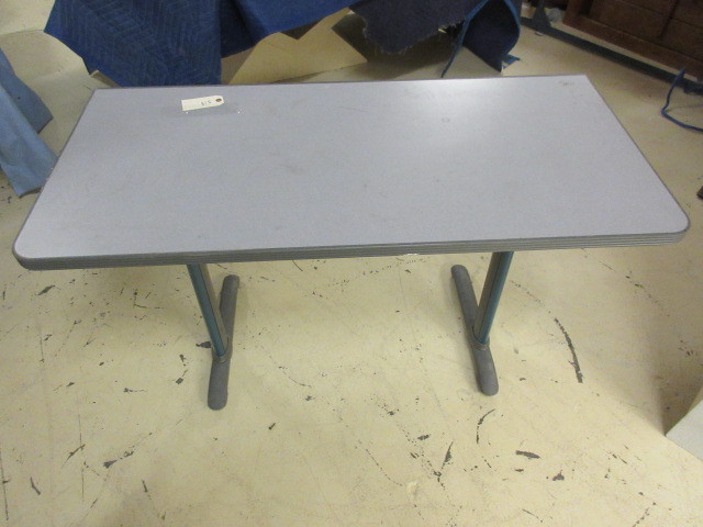 LAMINATE TOP WORK STATION