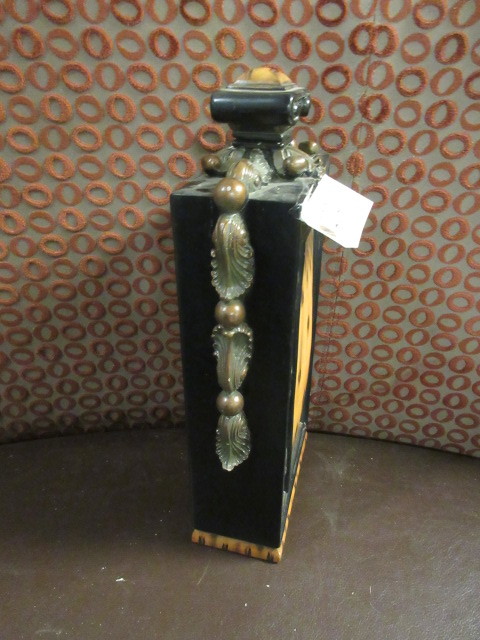 DECOR DECANTER