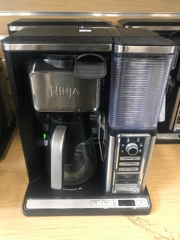 lot 17 image: NINJA COFFEE BAR GLASS CARAFE SYSTEM