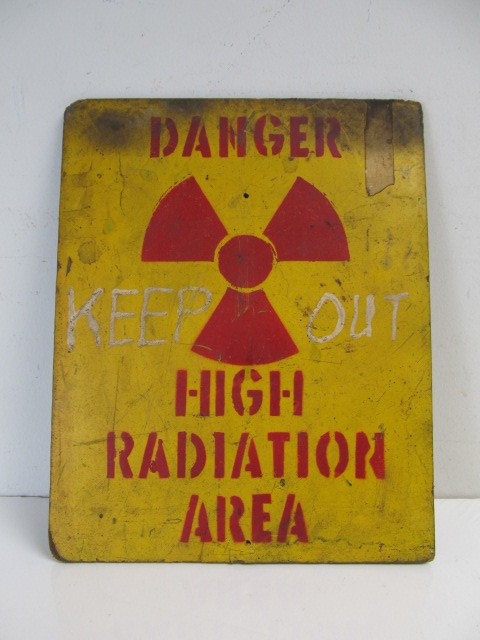 lot 23 image: Orig Vintage 1940s DANGER Radiation Sign
