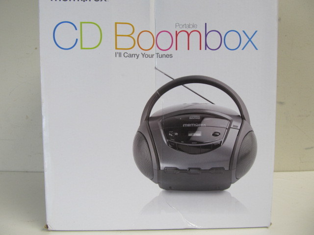 lot 32 image: NEW IN BOX Memorex CD Boombox Radio