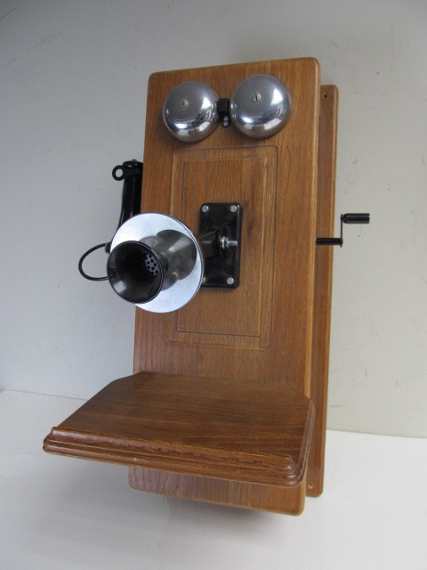 lot 56 image: Vintage Style Wall Telephone
