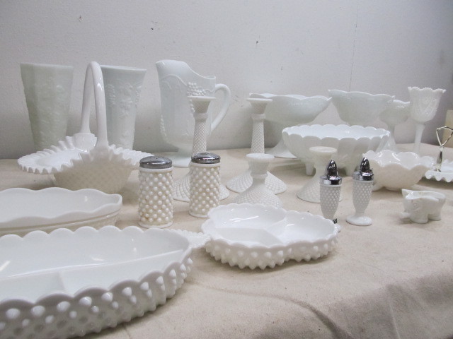 lot 120 image: Large Lot of Vintage Milk Glass - Westmoreland Fenton Kemple etc