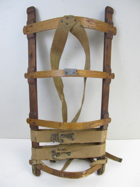 lot 154 image: Old Vintage 1920s Wooden Backpack Hiking Frame