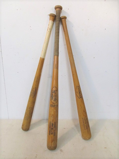 lot 139 image: 3 Vintage Signature Model Baseball Bats