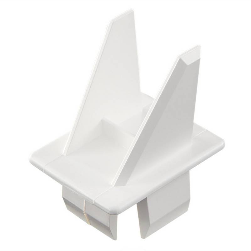lot 122 image: 9 Packages of Fiberon 30-Pack White Stair Sq Bal Insert Model BAL12 AD SQ ST 30 WH