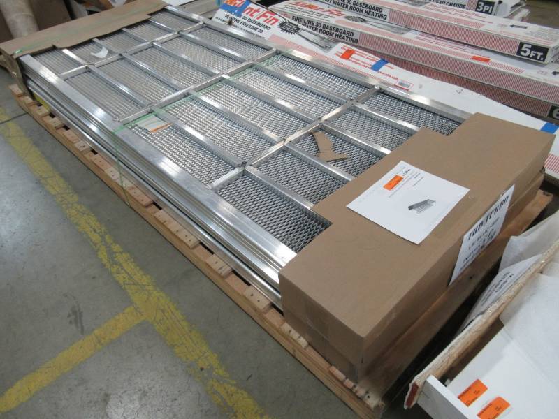 lot 57 image: Ez-Access 8 ft. Expanded Metal Ramp Kit - Does not include Ramp Plate or Handrails, Base only.