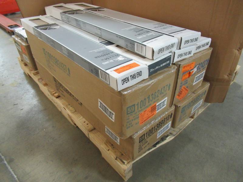lot 93 image: PALLET OF ASSORTED MINI BLINDS, 29 X 64 WHITE & ALABASTER (CREAM), CORDED AND CORDLESS