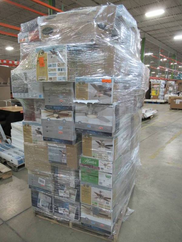 lot 15 image: WHOLESALE PALLET OF RETURNS - CEILING FANS