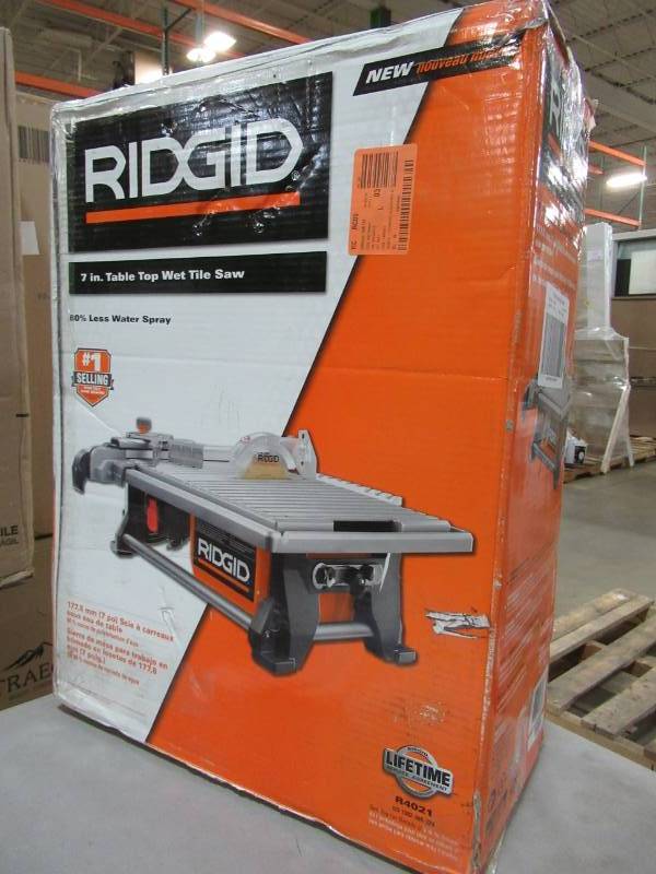lot 151 image: RIDGID 120-Volt 7 in. Table Top Wet Tile Saw, R4021