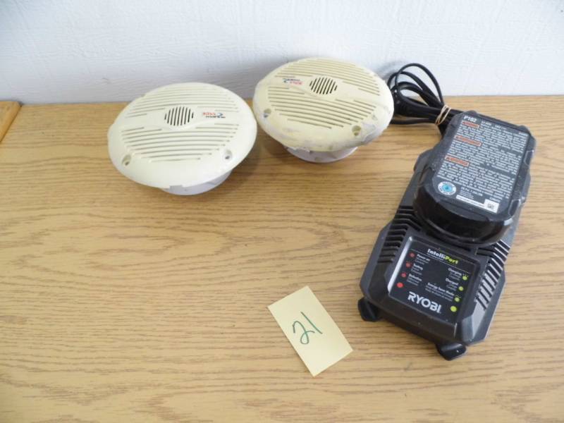 lot 21 image: Ryobi Battery w Charger - Marine Speakers
