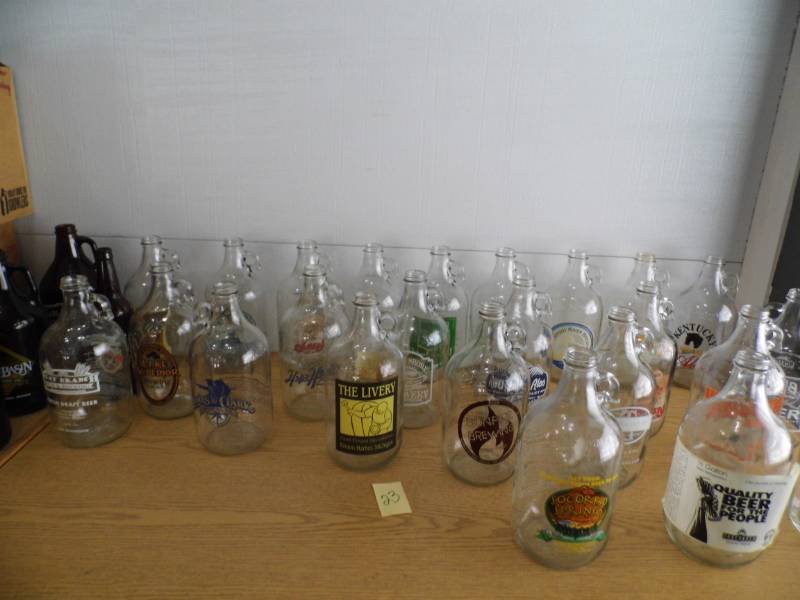 lot 23 image: Lot of 28 Beer Growlers
