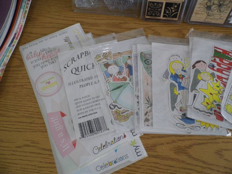 lot 52 image: Scrapbooking Items