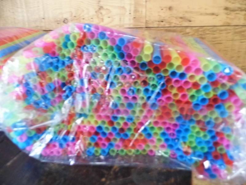 lot 70 image: Boba Straws